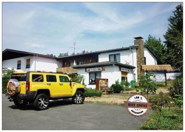 zu Jeddelohs Lodge Hotel Gladenbach Buitenkant foto